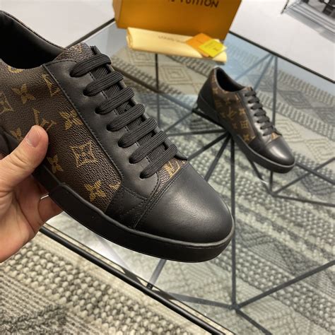 casual Louis Vuitton shoes men